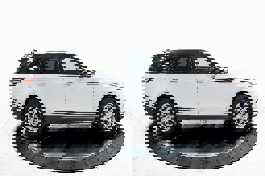 Used 2018 Land Rover Range Rover Velar S image 8