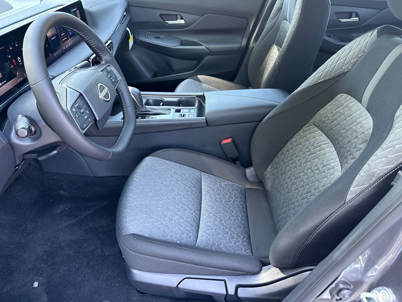 New 2026 Nissan Sentra SV w/ SV Convenience Package image 5
