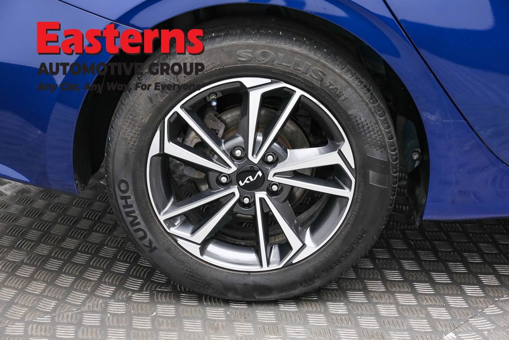 Used 2022 Kia Forte LXS w/ LXS Technology Package image 30