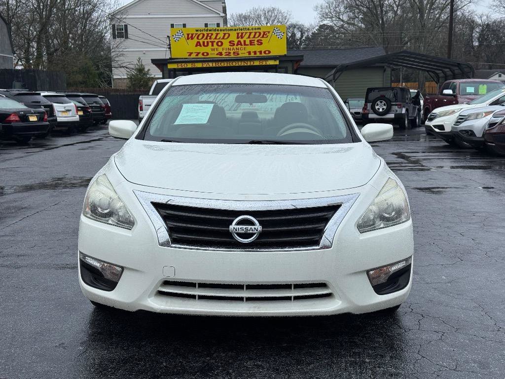 Used 2015 Nissan Altima 2.5 S w/ Power Driver Seat Package FWD image 2
