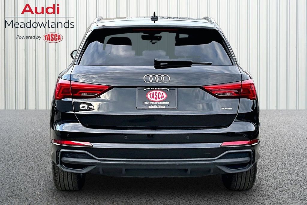 Used 2025 Audi Q3 2.0T Premium w/ Convenience Package image 5