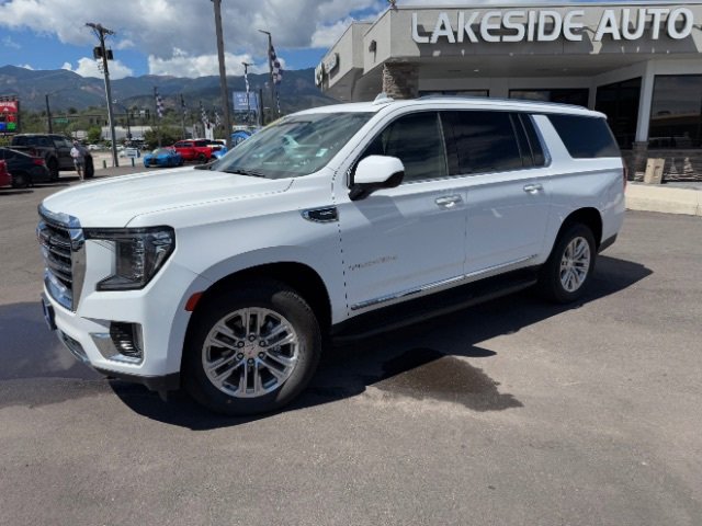 Used 2023 GMC Yukon XL SLT image 7