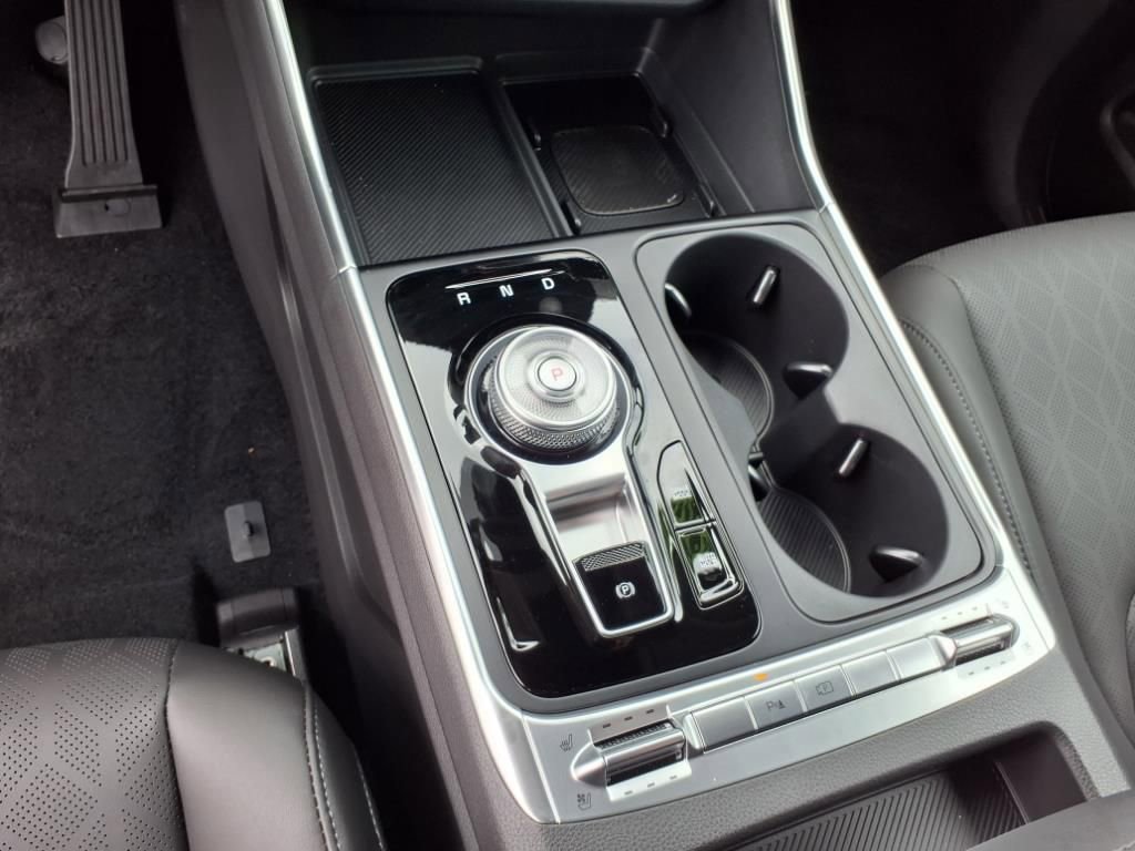 New 2026 Kia Carnival SX w/ SX Dark Edition Package image 24