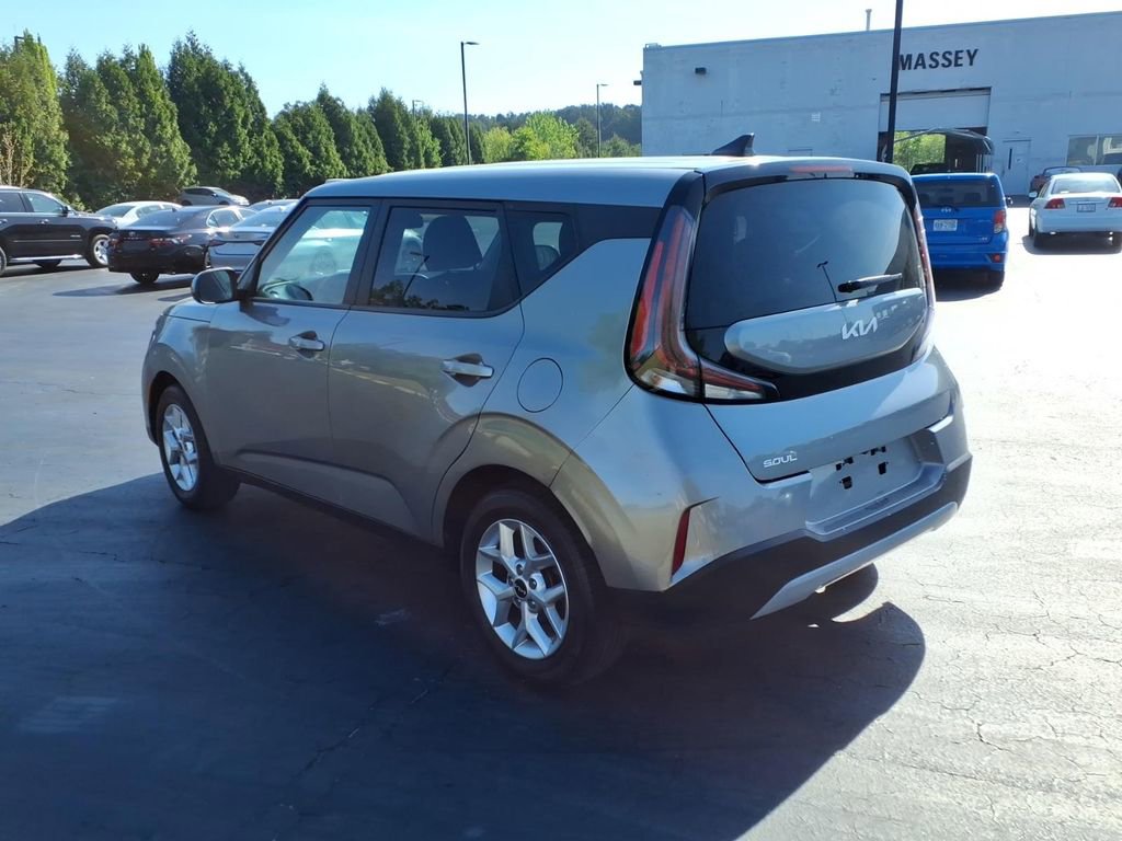 Used 2024 Kia Soul LX w/ Option Group 015 image 5