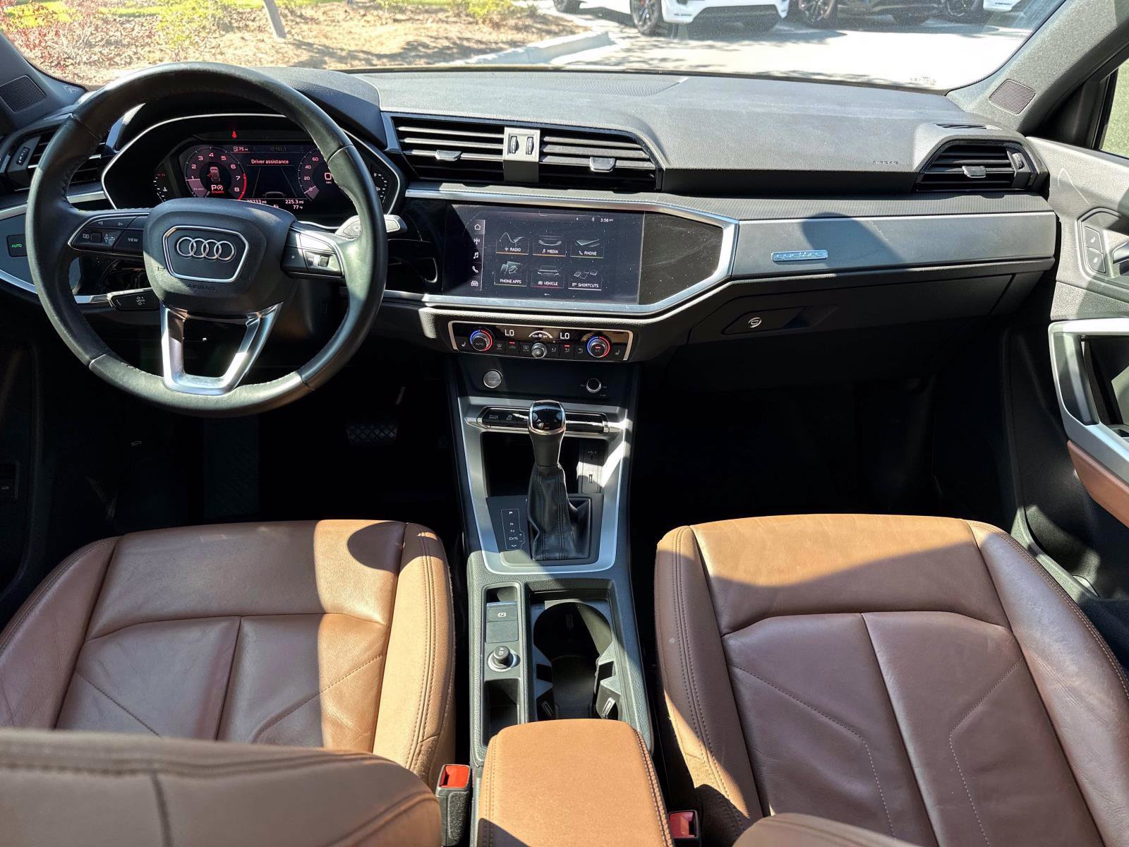 Used 2020 Audi Q3 2.0T Premium w/ Convenience Package image 17