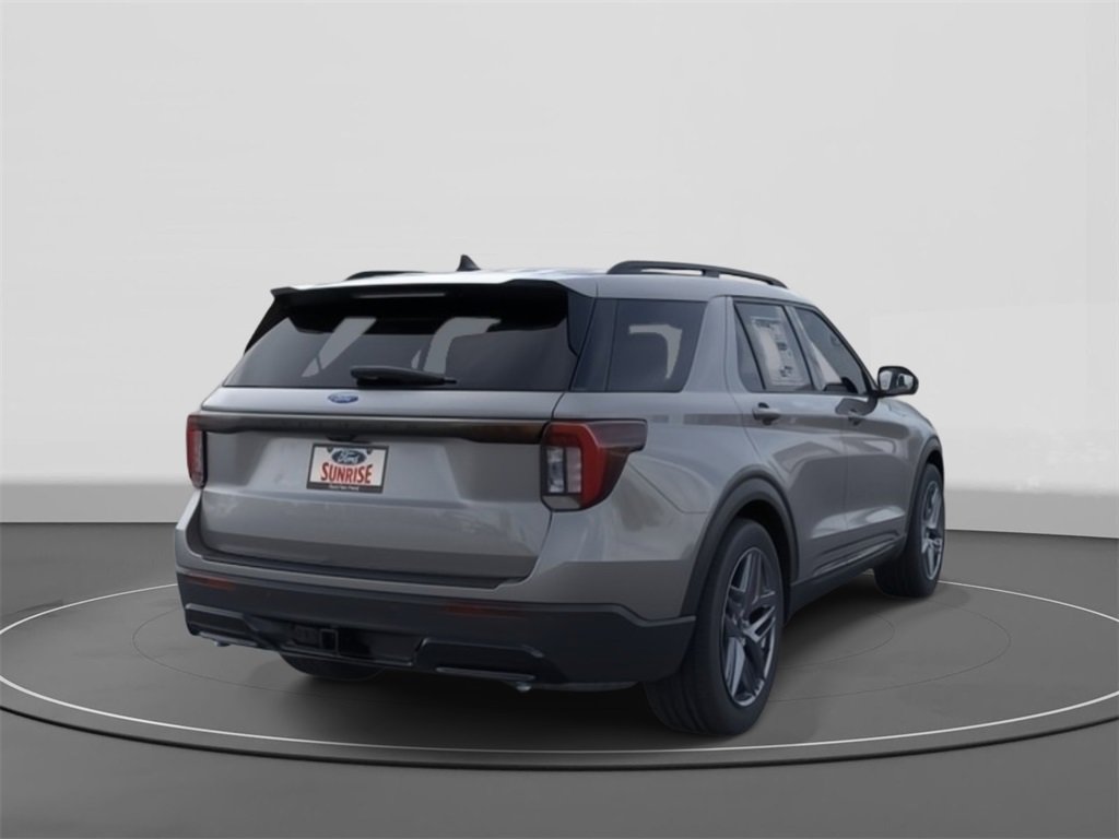 New 2026 Ford Explorer ST-Line w/ ST-Line Street Pack image 8