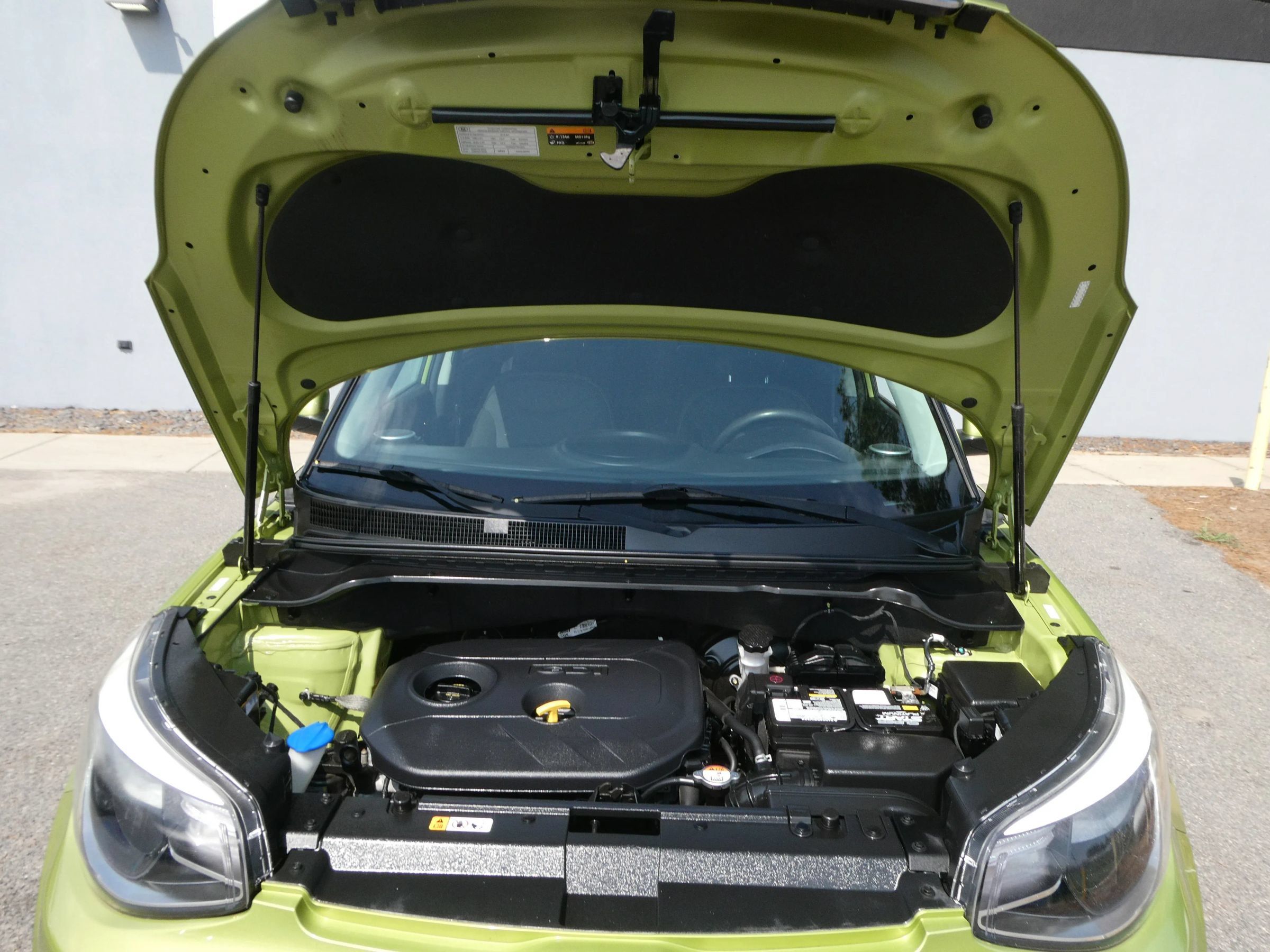 Used 2016 Kia Soul + FWD image 31