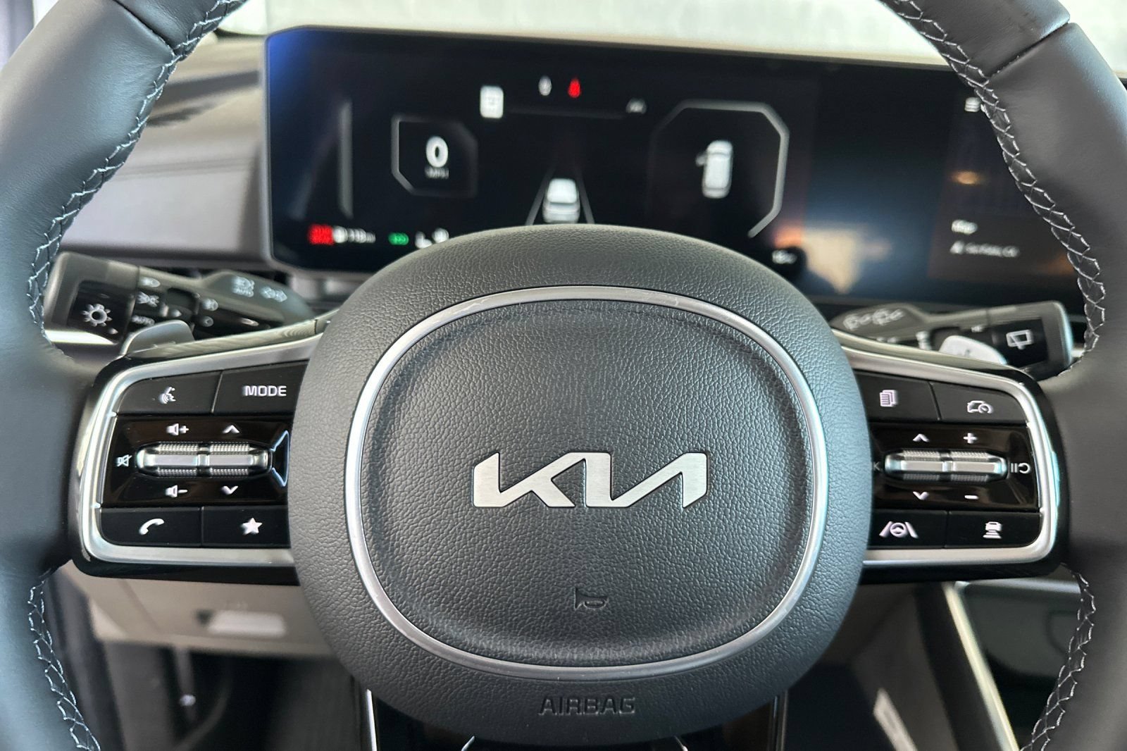 New 2026 Kia Carnival SX FWD image 23