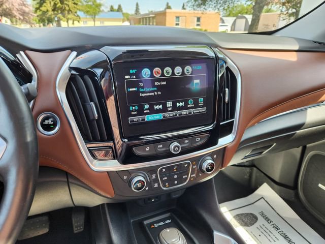Used 2018 Chevrolet Traverse High Country AWD/4WD image 18