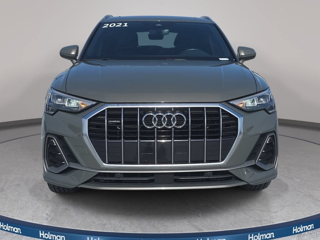 Used 2021 Audi Q3 2.0T Premium w/ Convenience Package AWD/4WD image 4