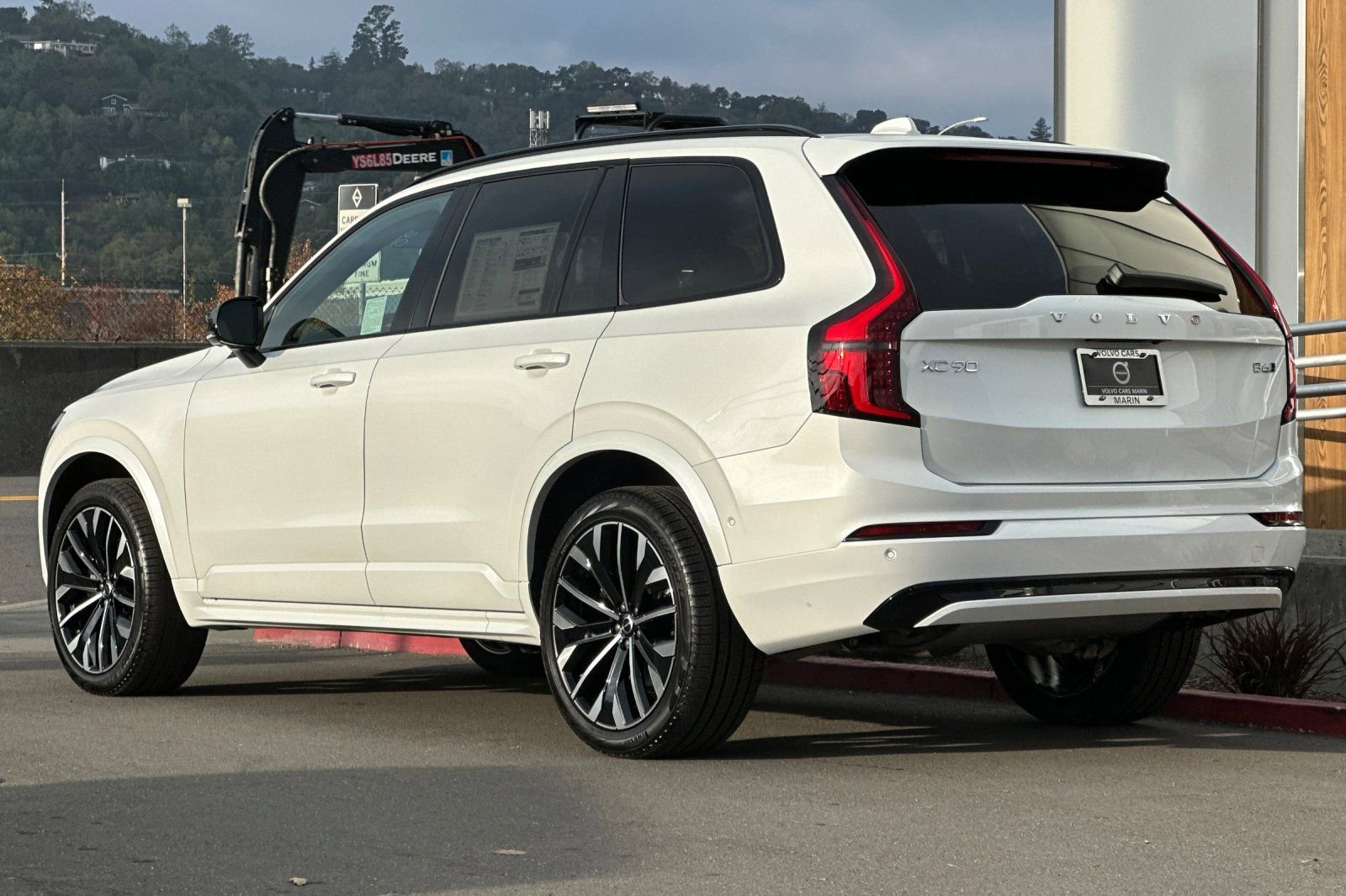 New 2026 Volvo XC90 B6 Ultra w/ Protection Package image 6