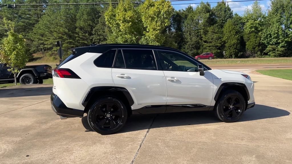 Used 2021 Toyota RAV4 XSE w/ XSE Grade Weather Package image 7