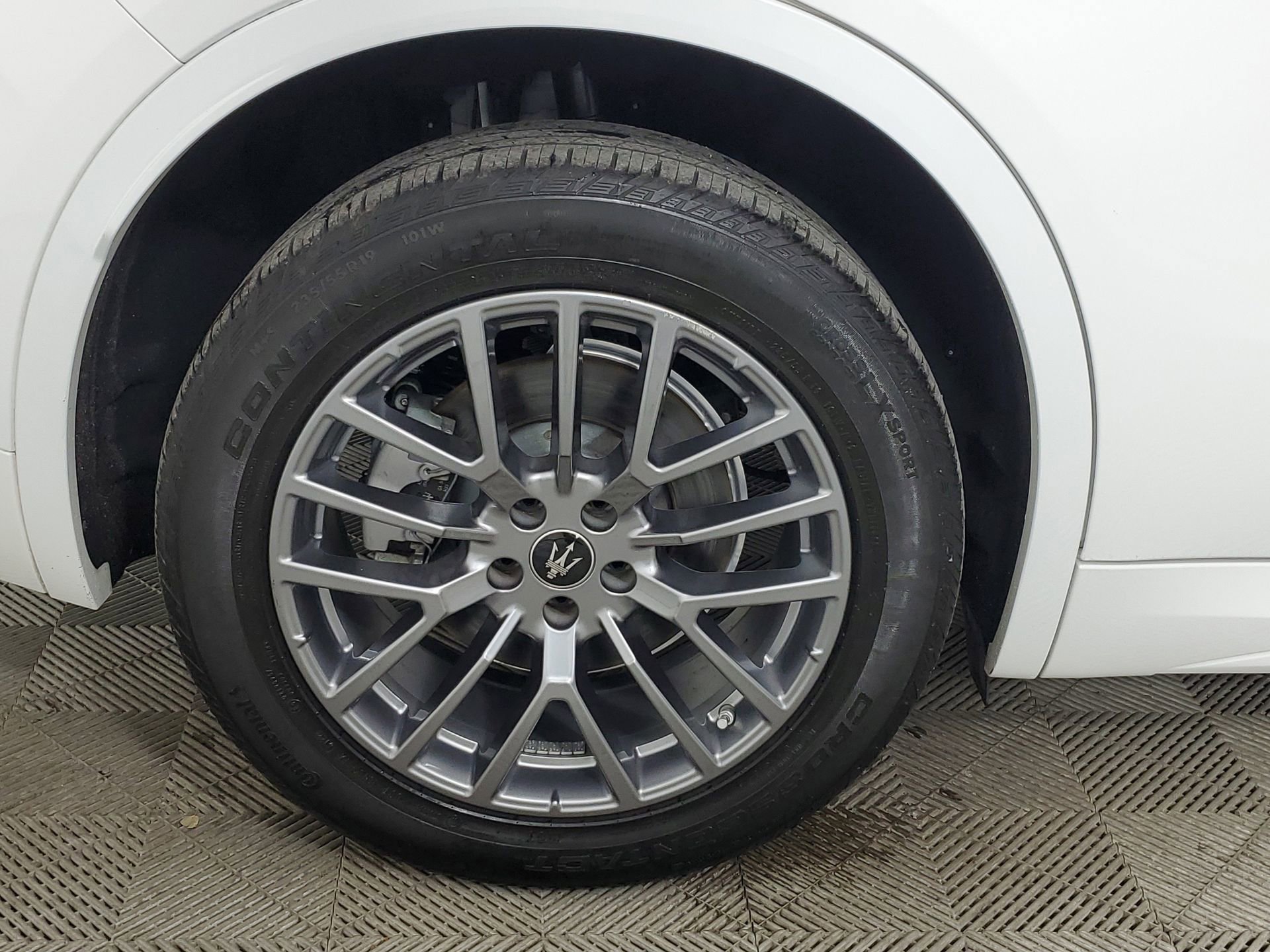 Used 2024 Maserati Grecale GT image 13