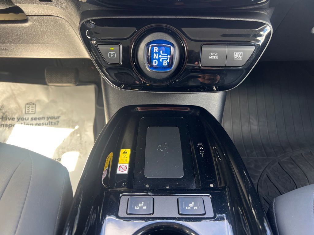 Used 2022 Toyota Prius AWD image 26