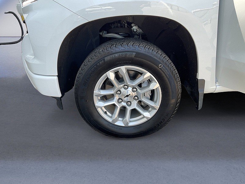 Used 2026 Chevrolet Silverado 1500 RST AWD/4WD image 9