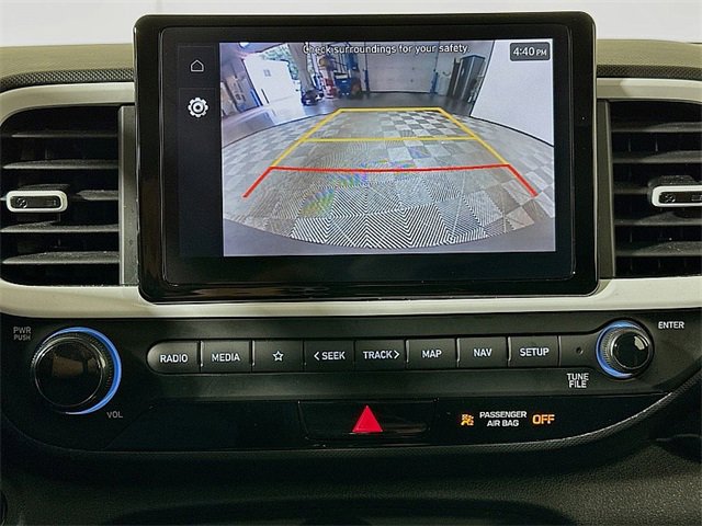 Used 2023 Hyundai Venue Limited image 16