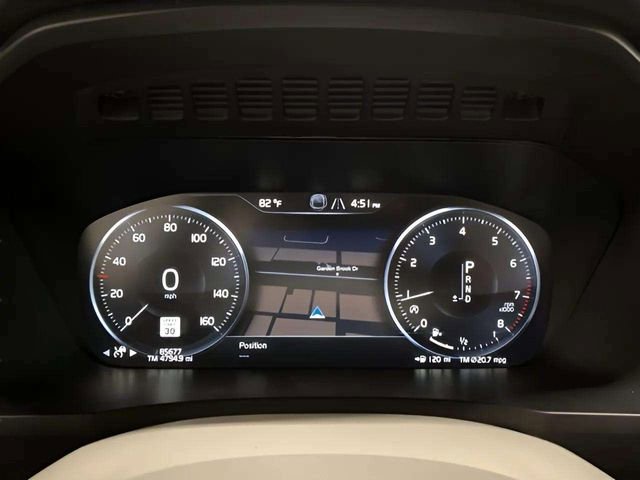 Used 2020 Volvo XC90 T5 Momentum image 33
