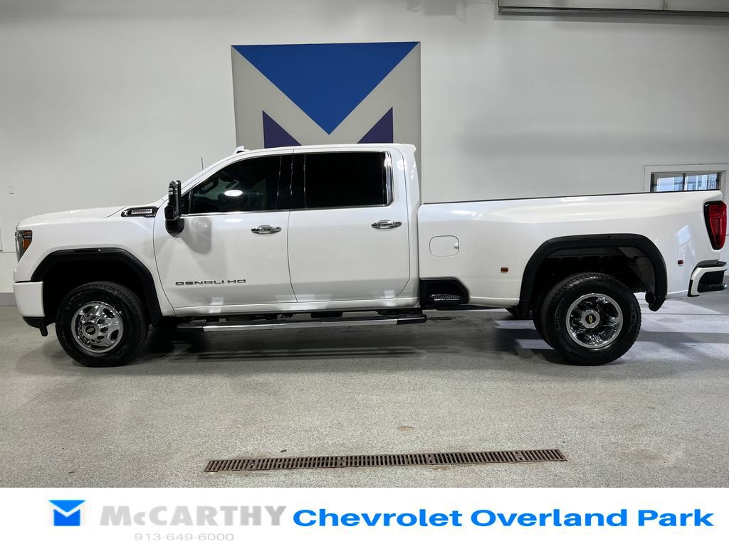 Used 2020 GMC Sierra 3500 Denali w/ Denali Ultimate Package AWD/4WD image 9