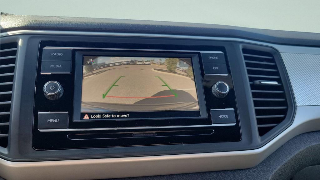 Used 2021 Volkswagen Atlas Cross Sport S image 17