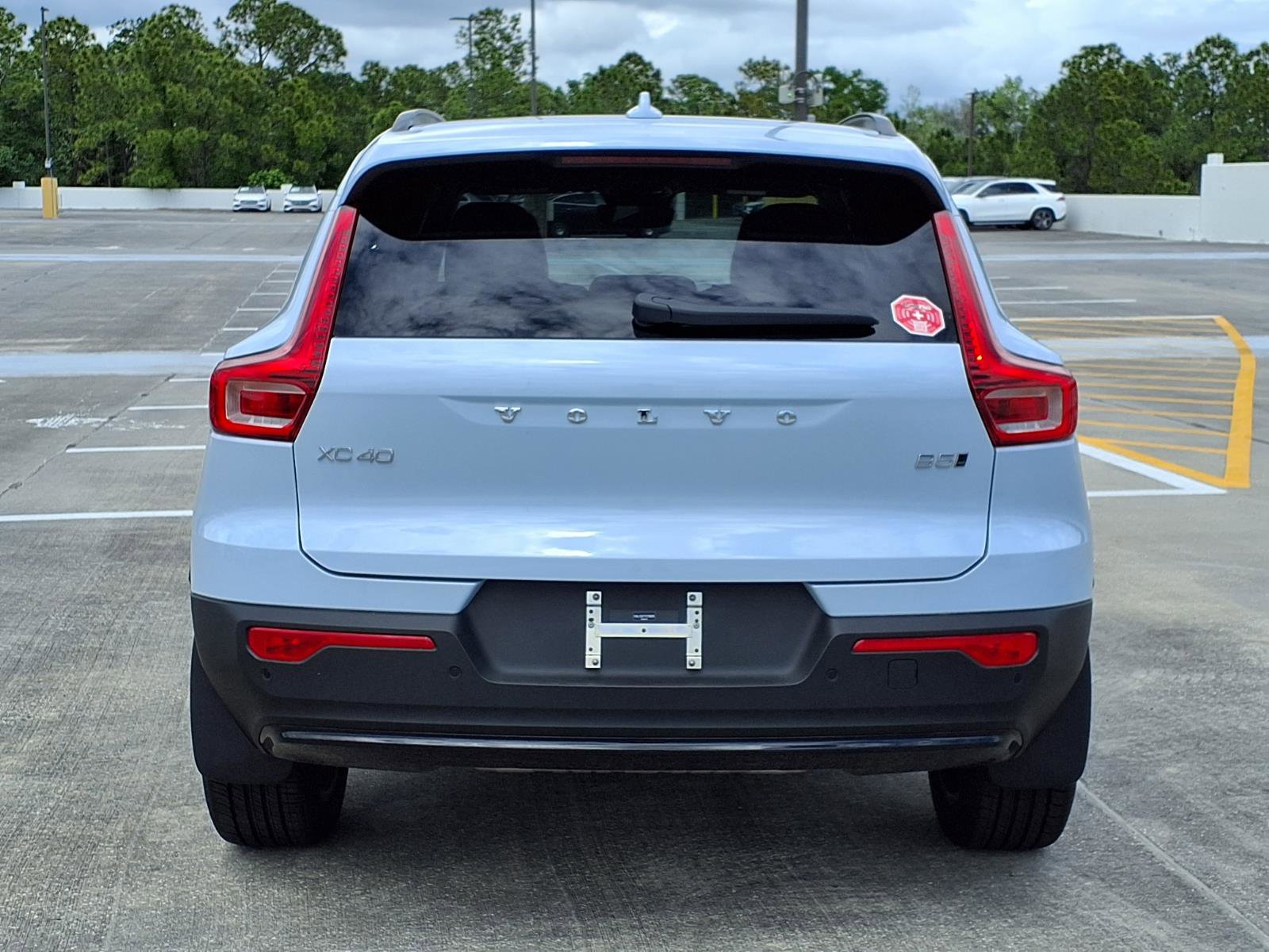 New 2026 Volvo XC40 B5 Plus w/ Protection Package Premier AWD/4WD image 6