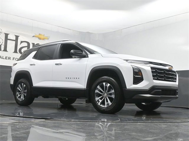 New 2026 Chevrolet Equinox LT w/ LPO, Floor Liner Package image 2