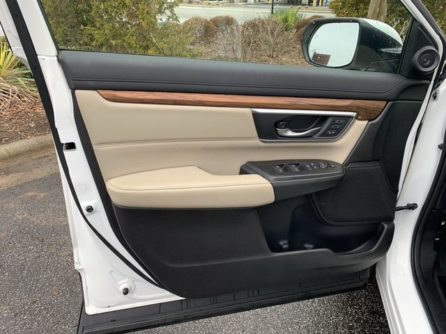 Used 2019 Honda CR-V Touring image 17