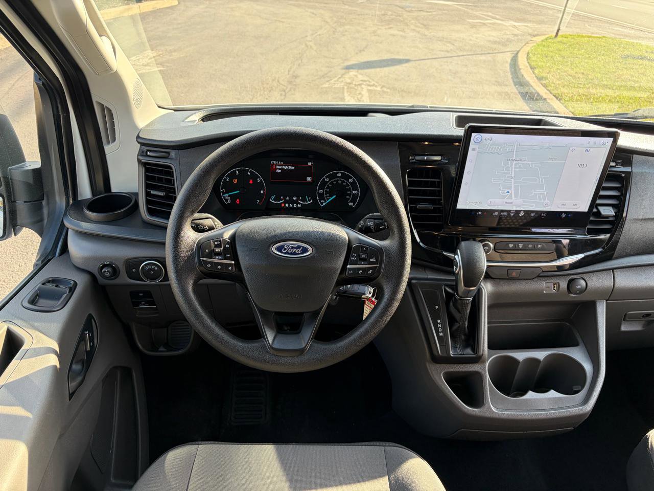 Used 2025 Ford Transit 350 XLT image 34