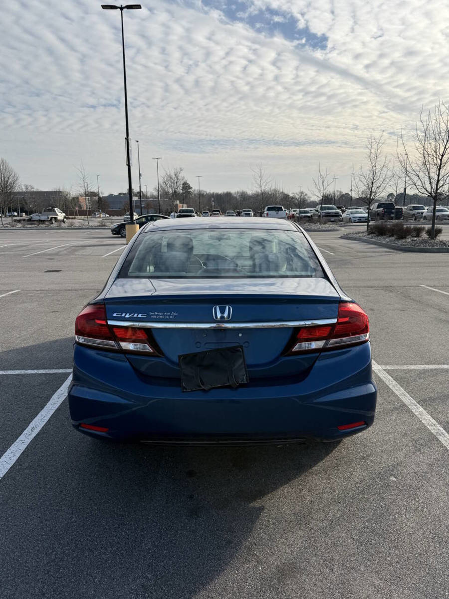 Used 2013 Honda Civic LX image 8