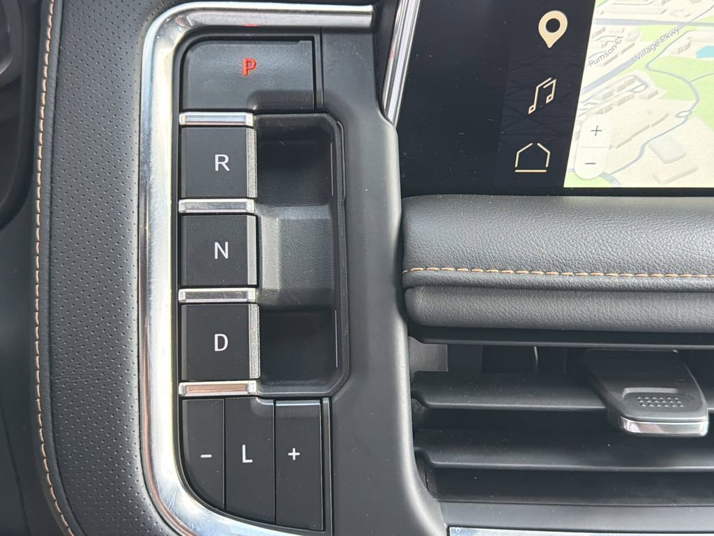 Used 2023 GMC Yukon AT4 w/ AT4 Premium Plus Package image 35