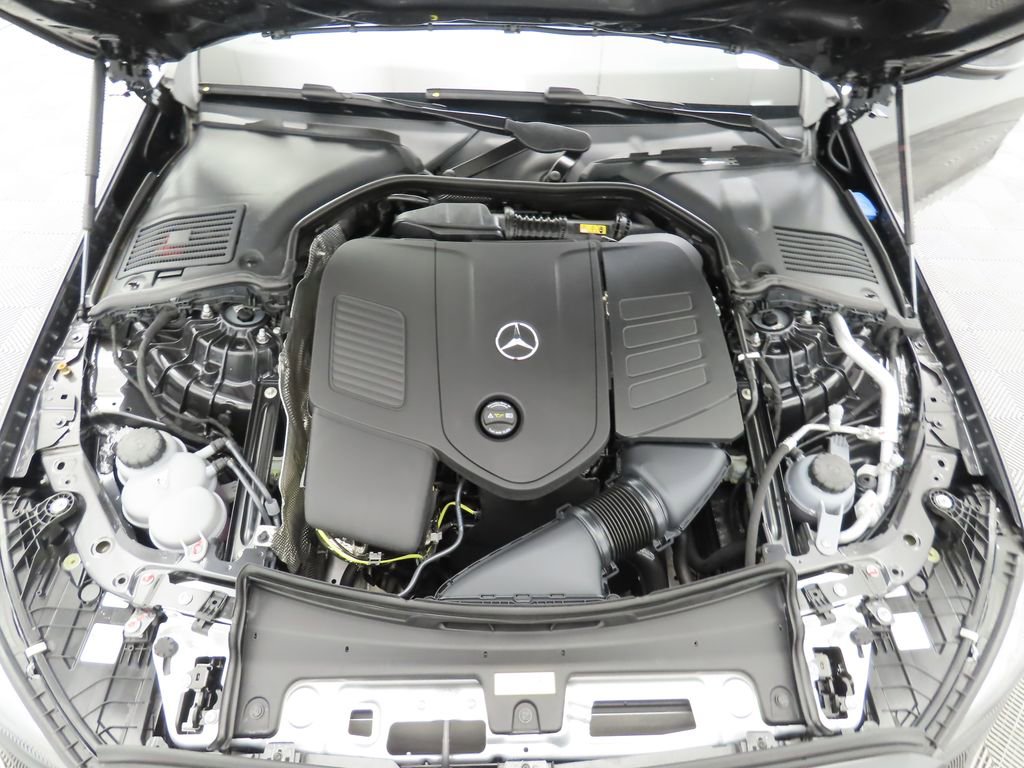 Certified 2025 Mercedes-Benz C 300 4MATIC Sedan image 30