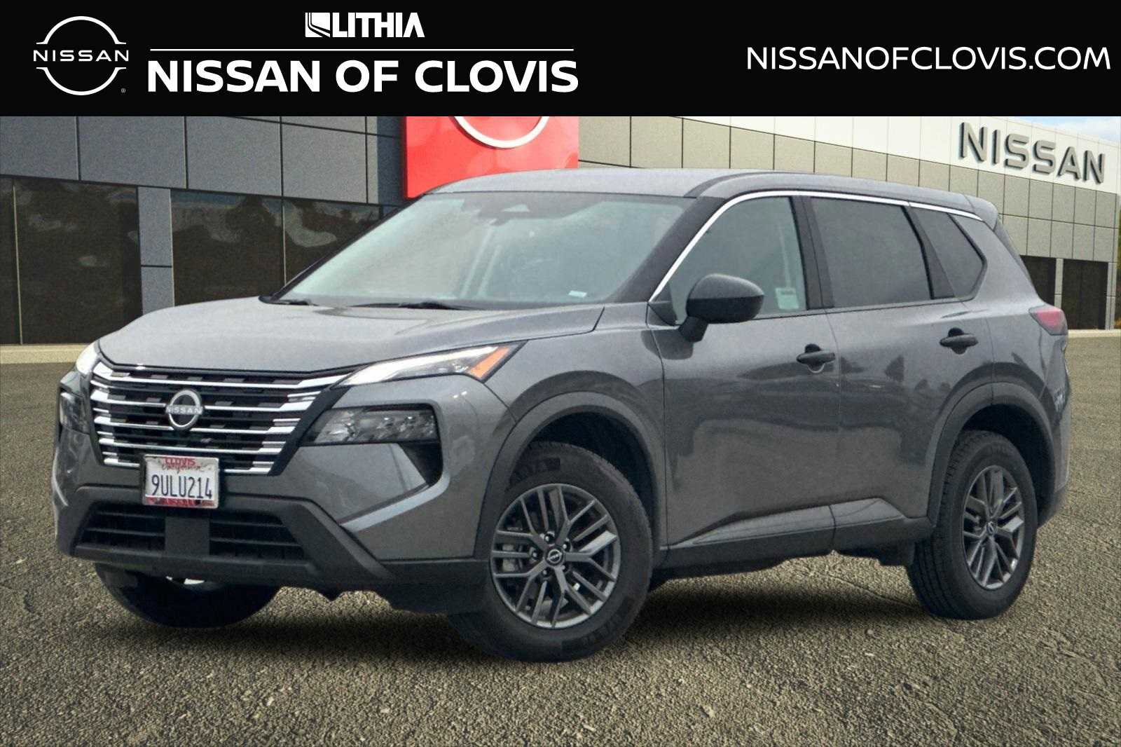 Used 2024 Nissan Rogue S image 1