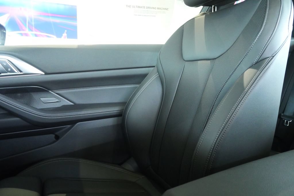 Used 2026 BMW 430i Coupe w/ Parking Assistance Package RWD image 18