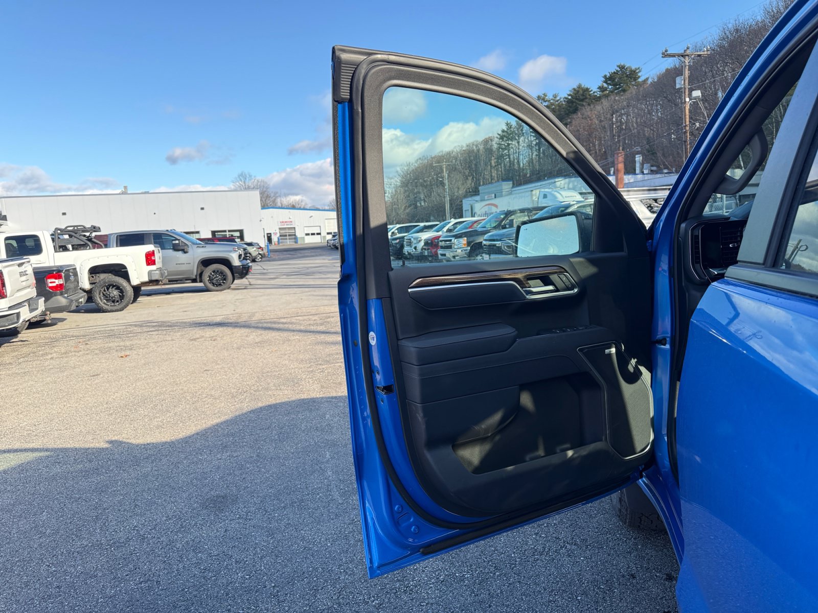 New 2025 Chevrolet Silverado 1500 RST AWD/4WD image 23