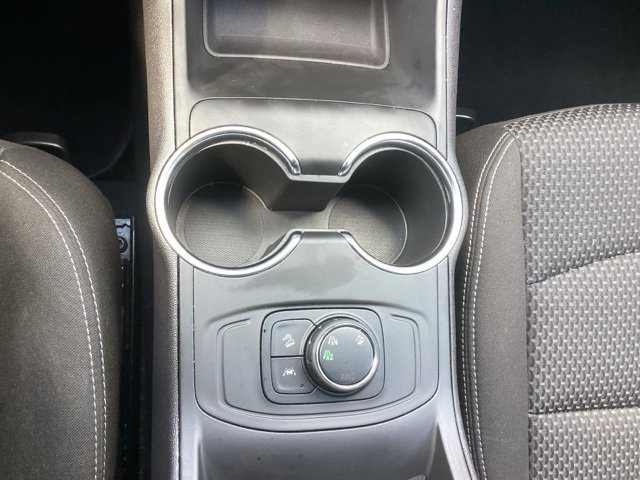 Used 2024 GMC Terrain SLE image 24