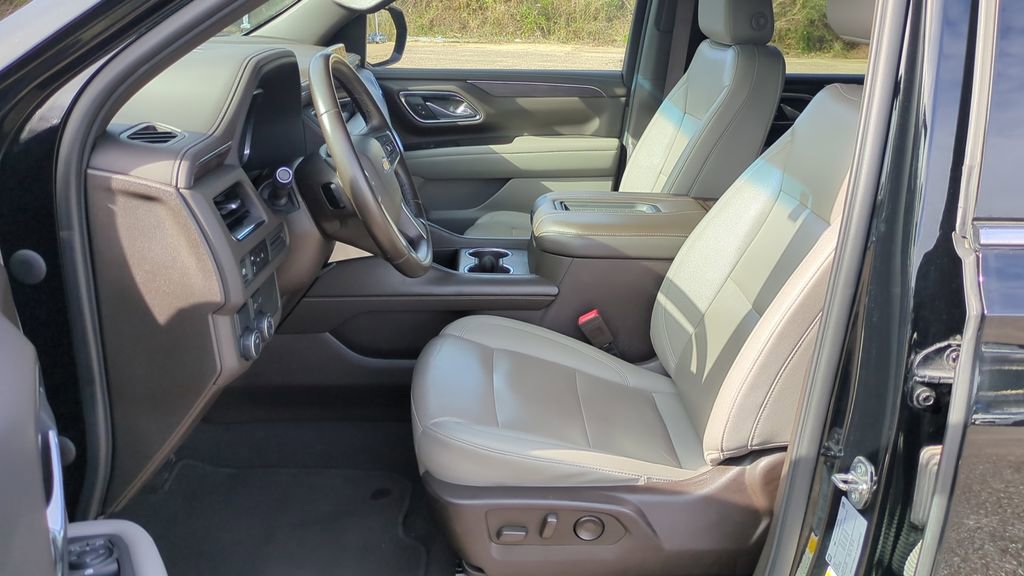 Used 2023 Chevrolet Tahoe LT RWD image 11