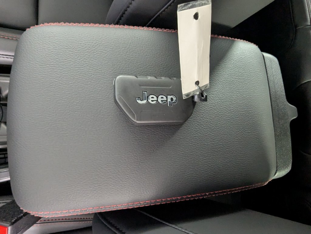 New 2026 Jeep Wrangler Unlimited Rubicon AWD/4WD image 28