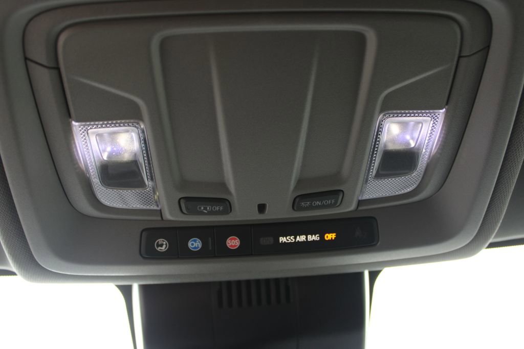 Used 2023 Chevrolet Silverado 1500 LT image 17