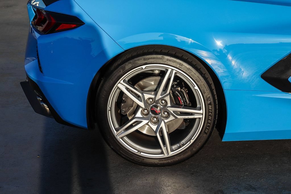 Used 2023 Chevrolet Corvette Stingray Preferred Cpe w/ Z51 Performance Package RWD image 12