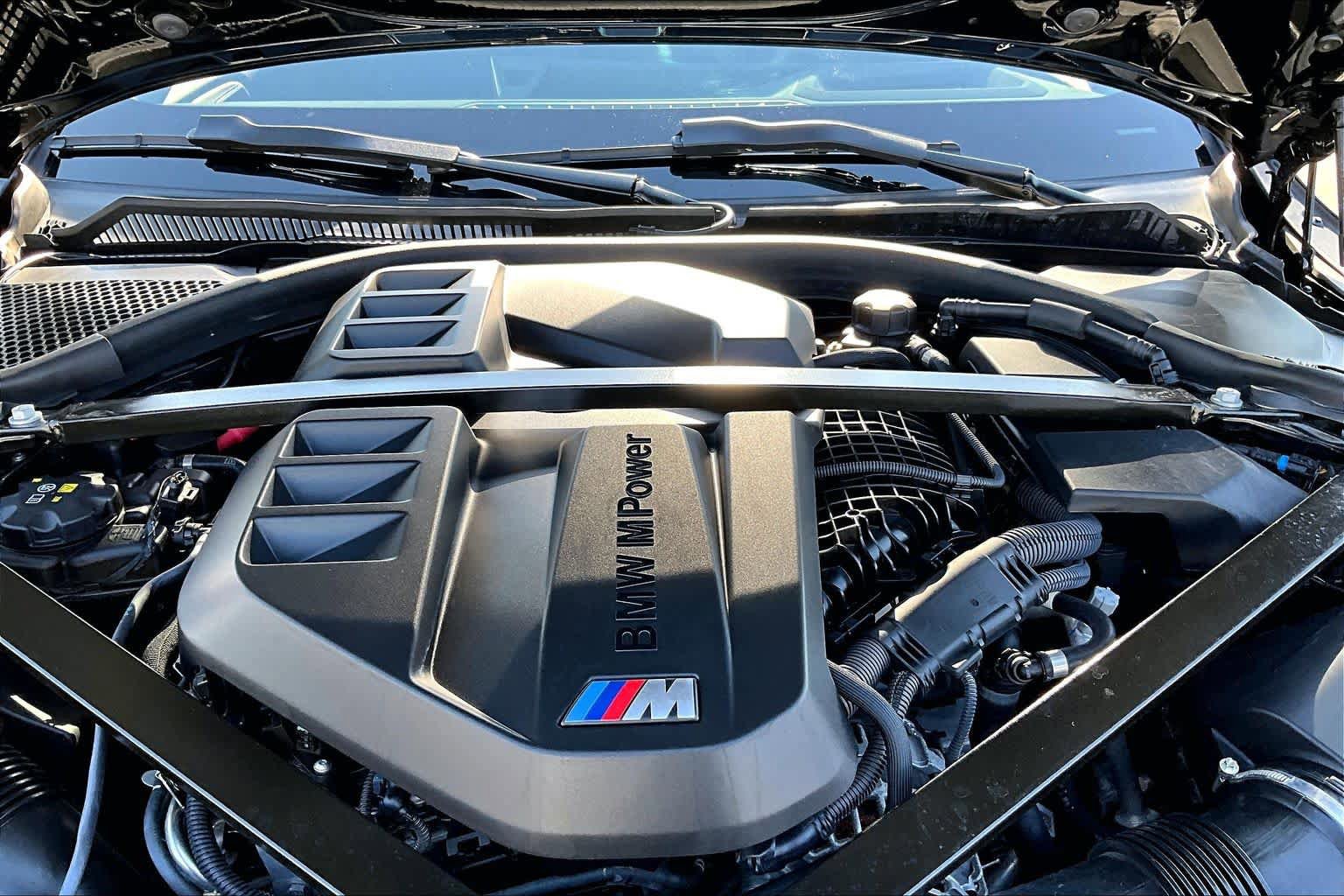 Used 2024 BMW M2 w/ Lighting Package RWD image 30