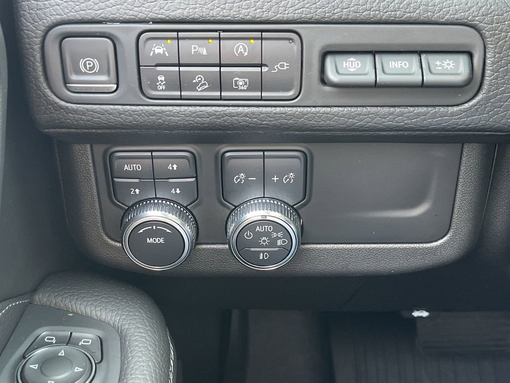 Certified 2022 GMC Yukon Denali AWD/4WD image 18
