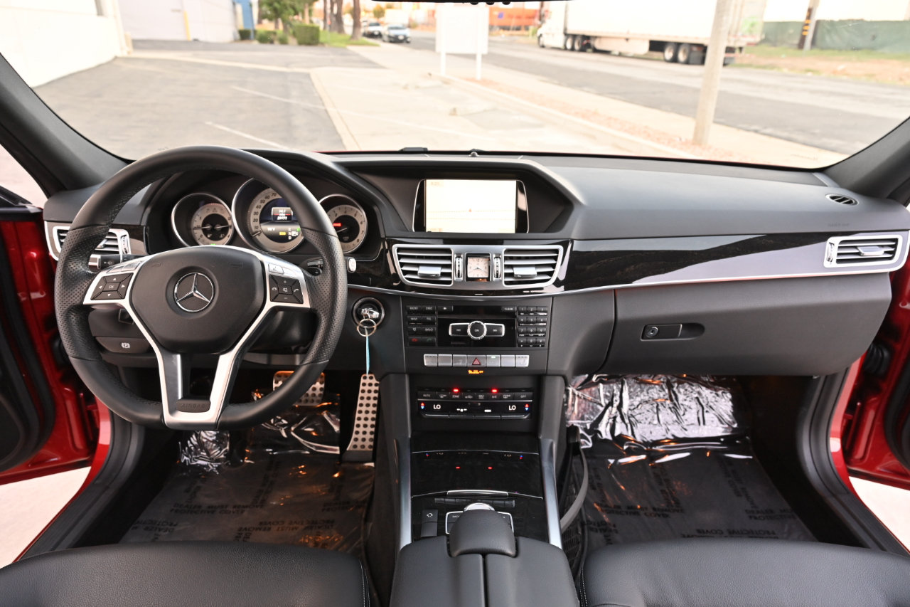 Used 2014 Mercedes-Benz E 350 4MATIC Wagon image 16