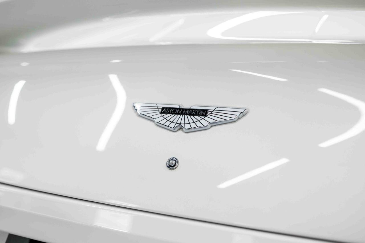 Used 2016 Aston Martin Vanquish Coupe image 21