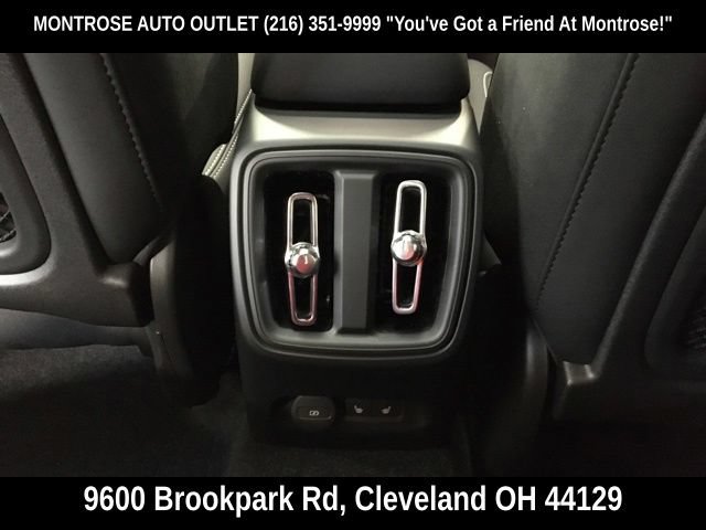 New 2024 Volvo XC40 Recharge Plus w/ Protection Package Premier RWD image 28