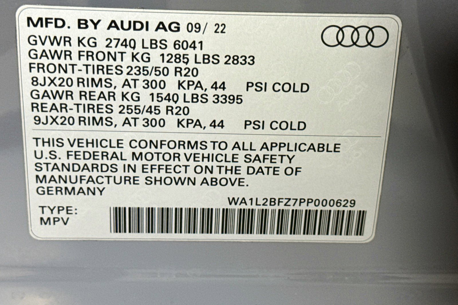 Used 2023 Audi Q4 e-tron Premium Plus AWD/4WD image 31
