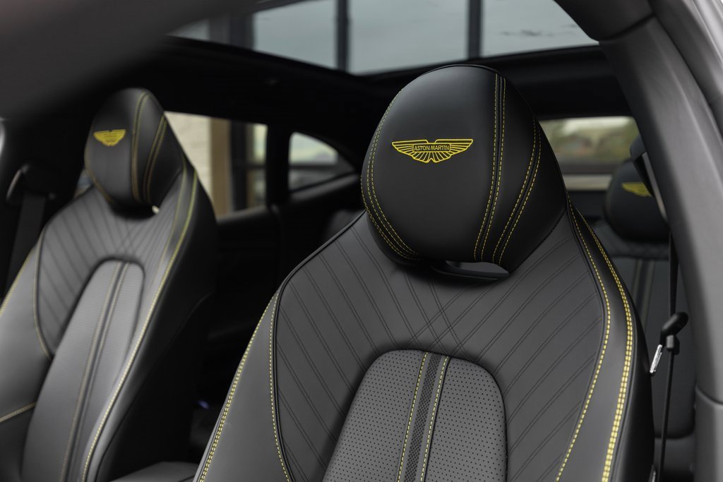 New 2026 Aston Martin DBX 707 image 34