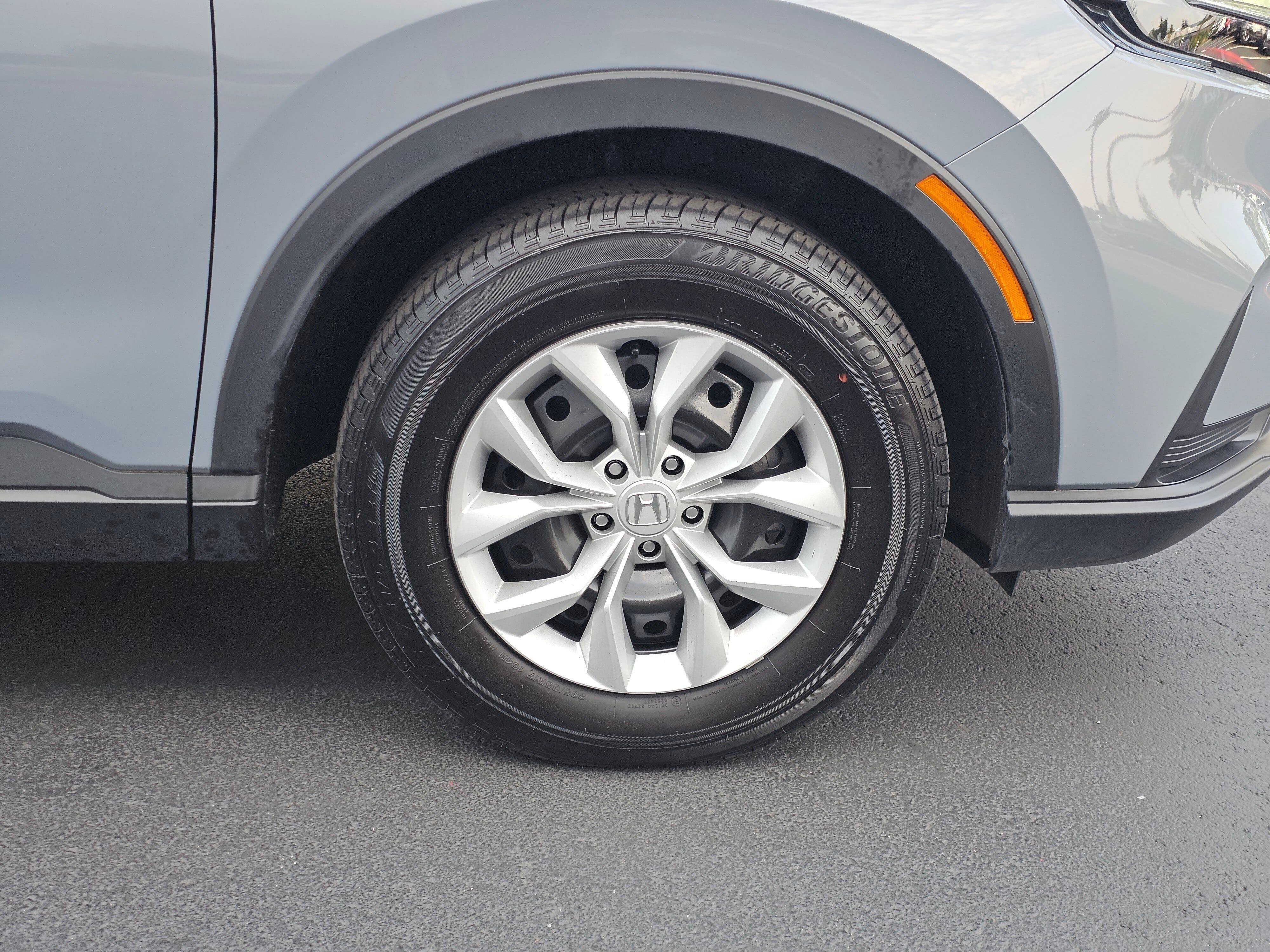 Certified 2025 Honda CR-V LX image 9