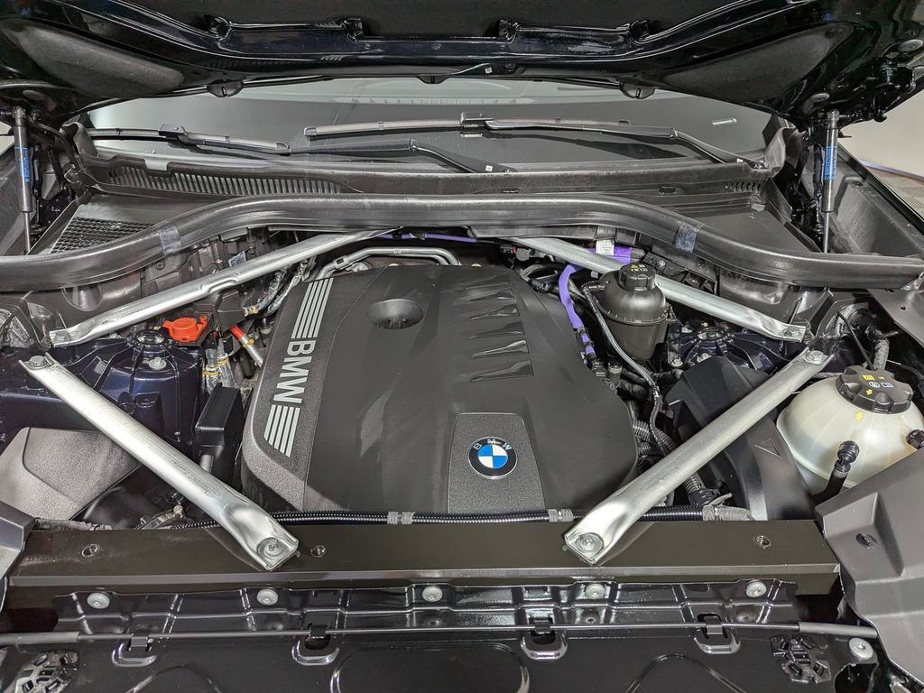 Certified 2024 BMW X5 xDrive40i w/ M Sport Package image 50