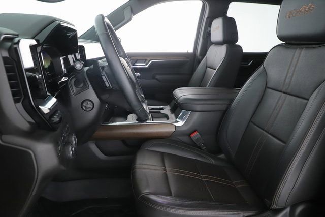 Used 2024 Chevrolet Silverado 1500 High Country w/ High Country Premium Package image 16