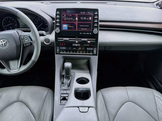 Used 2019 Toyota Avalon Limited FWD image 18