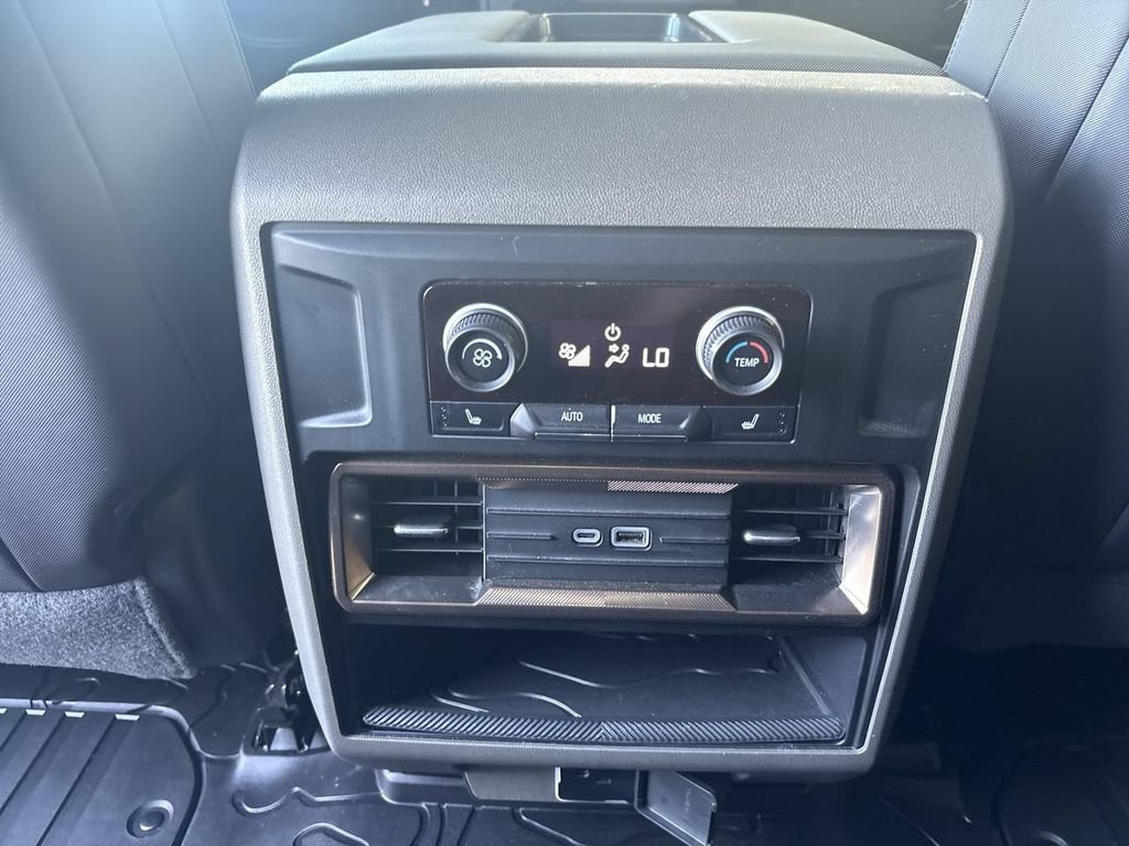 Certified 2025 GMC Hummer EV 2X AWD/4WD image 22
